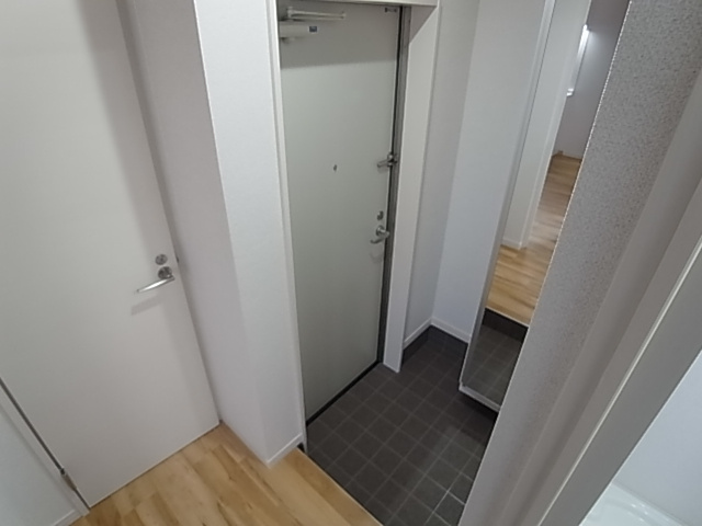 神戸市須磨区北町２丁目のアパートの玄関|シューズボックス付き玄関