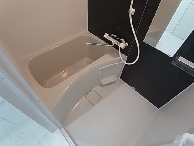 神戸市須磨区北町２丁目のアパートの浴室|浴室