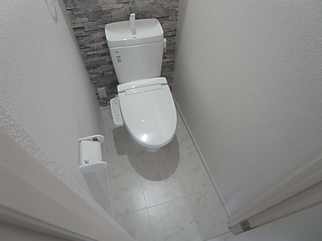 神戸市須磨区北町２丁目のアパートのトイレ|ウォッシュレット付トイレ