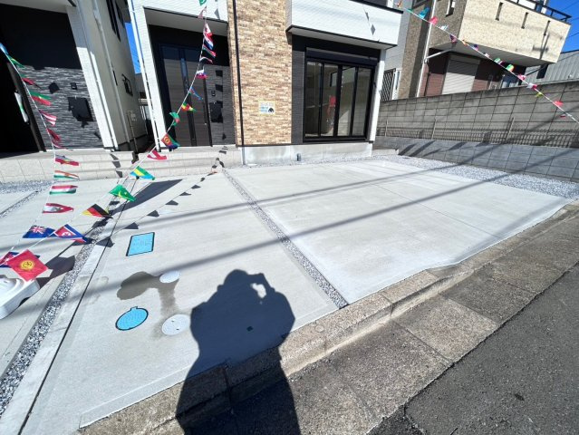 上尾市原市　14期　新築戸建　Grace02の駐車場