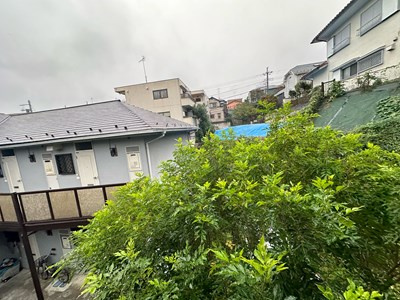 【展望】 | 片平テラス | バルコニーからの眺望です♪2階にあるので人目が気にならないのが嬉しいですよね☆