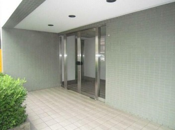 【エントランス】 | メゾン　デュ　ソレイ