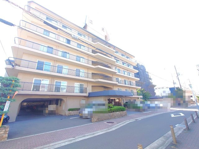 人気の御所西エリア■地下鉄今出川駅徒歩１０分■専用庭付き２ＬＤＫ■室町スカイハイツの外観|外観