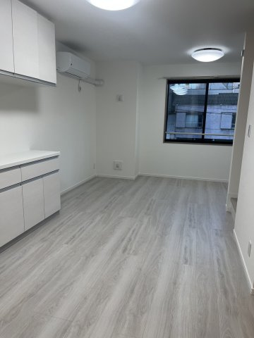 SHINES東駒形の居間・リビング