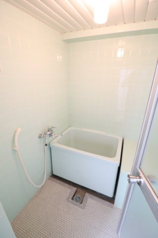 ハイツ杉本の浴室