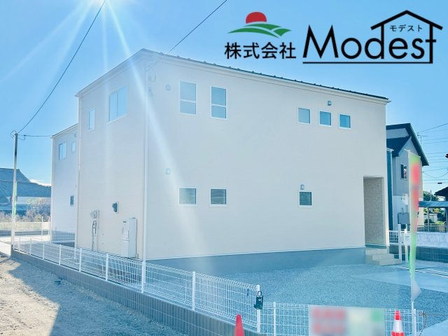 前橋市二之宮町の外観|年中無休で平日の仕事終わり夜20時まで受付可能です。
事前のご予約がおすすめです。お気軽にお問い合わせください。