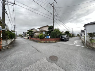 【外観】 | 南西角地のため日当たり良好♪
更地にしてお引渡し致します。建築条件なし、平坦地の南西角地の土地となります。
約62坪あり、お好みの建築メーカー、工務店で夢のマイホームを建てませんか！！