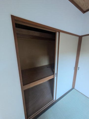 中村ハイツの収納