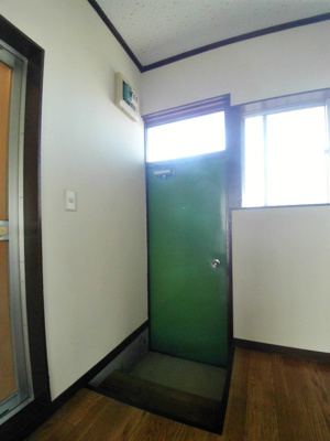 【玄関】 | 第三員規荘