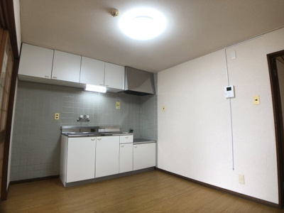 【居間・リビング】 | 中根ハイツ【名古屋市賃貸・都市ガス】