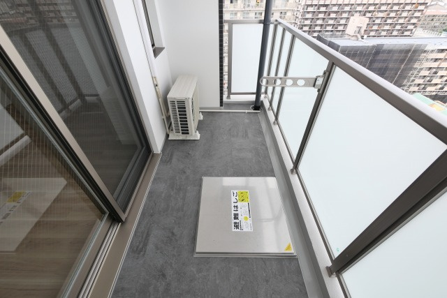 セレニテ東三国ミラクのバルコニー