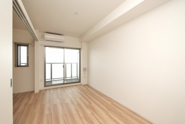 セレニテ東三国ミラクの居間・リビング