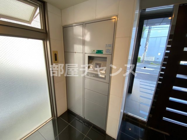 プロビデンス栄南の玄関