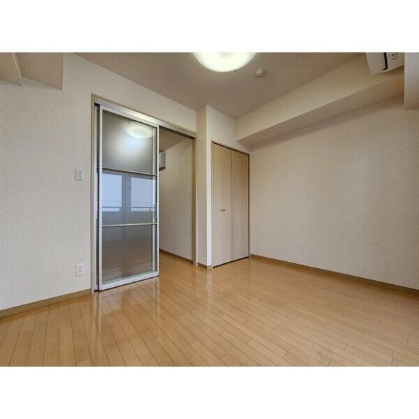 プロビデンス栄南の寝室