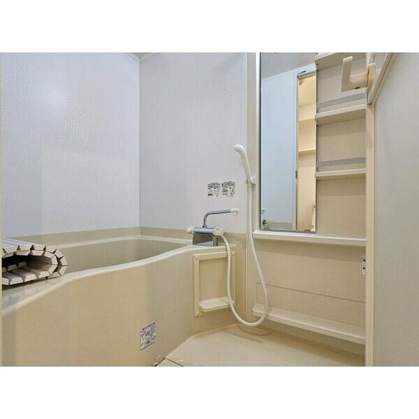 プロビデンス栄南の浴室