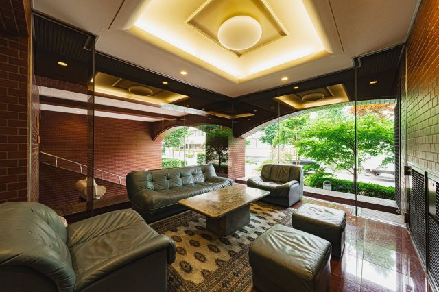 【その他】 | パレロワイヤル六番町