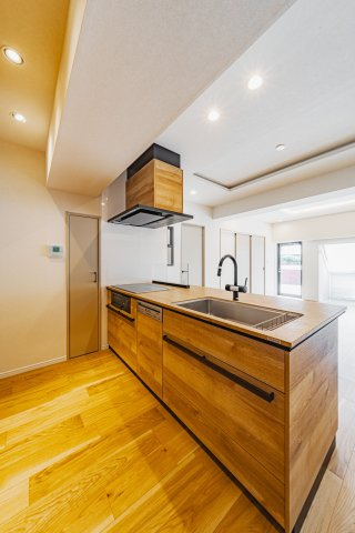 【キッチン】 | パレロワイヤル六番町