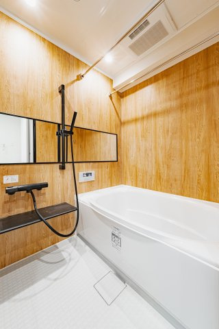 【浴室】 | パレロワイヤル六番町