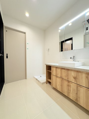 【独立洗面台】 | パレロワイヤル六番町