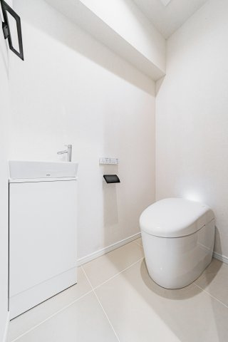 【トイレ】 | パレロワイヤル六番町