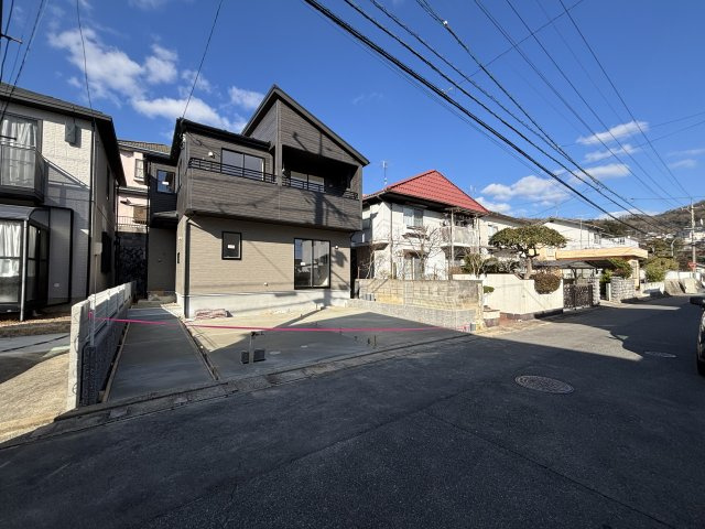 新築戸建　　安東５丁目の前面道路含む現地写真