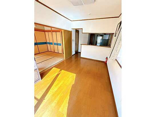 【居間・リビング】