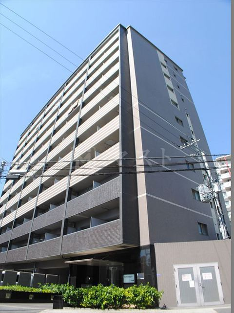 クリーデンス福島の外観