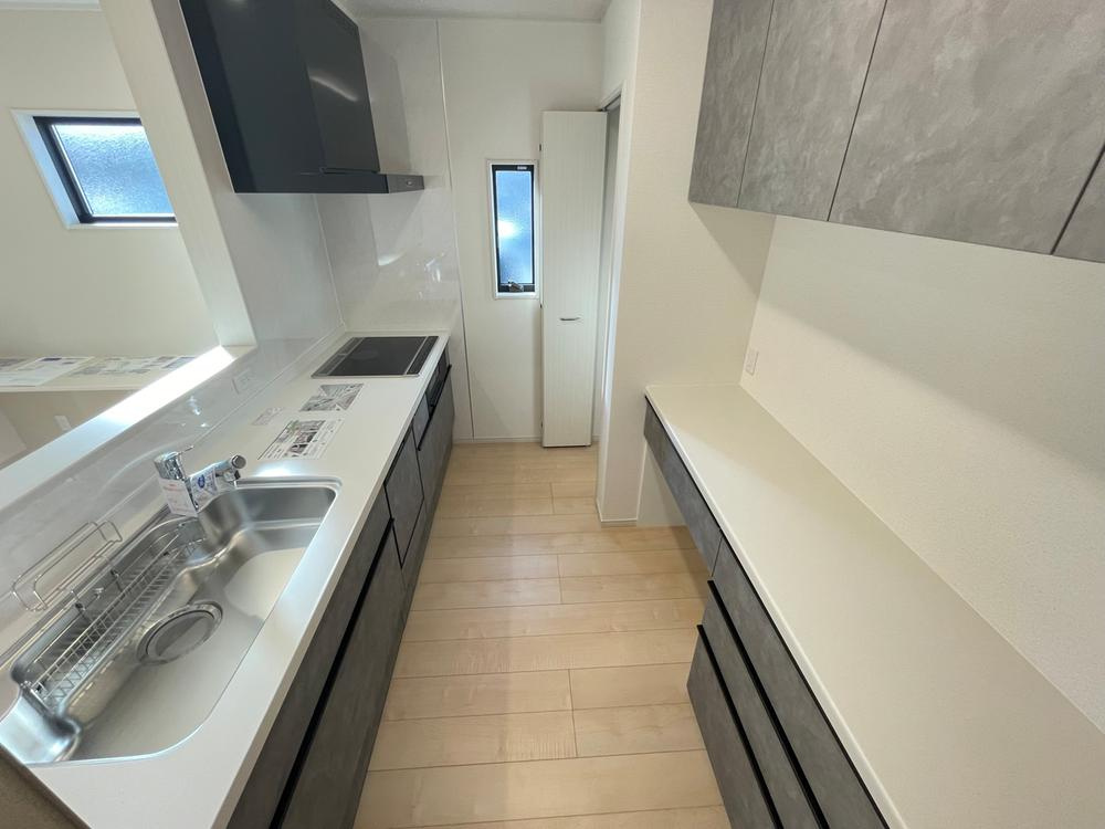 小山市駅南町4丁目　新築戸建1号棟のキッチン