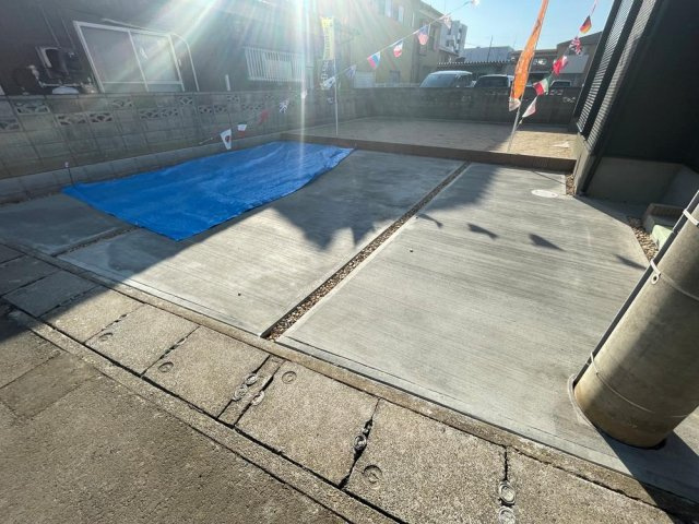 小山市駅南町4丁目　新築戸建1号棟の前面道路含む現地写真