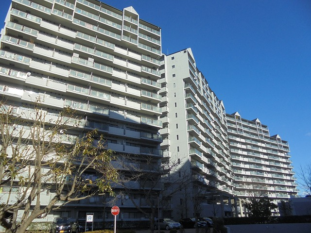 セントラルヒルズM棟の外観