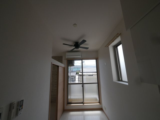 【バルコニー】 | アーバンテラス東那珂 | 別号室の写真になります。現況優先。