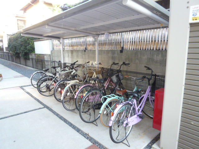 倉敷市連島町鶴新田のアパートのその他共用部分|駐輪場