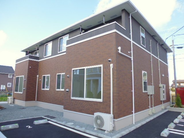倉敷市東塚４丁目のアパートの外観