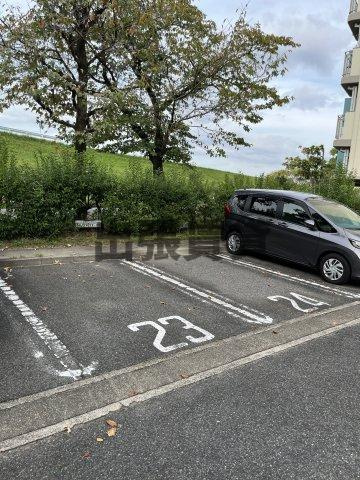 リノベーション！瀬古団地8号棟の駐車場