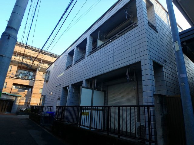 メゾンエーデルワイスの外観