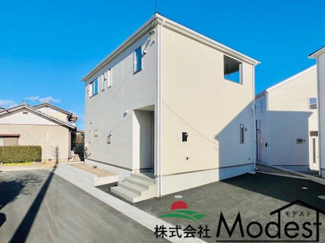 高崎市箕郷町下芝の外観|年中無休で平日の仕事終わり夜２０時まで受付可能です。
事前のご予約がオススメです。お気軽にお問い合わせください。