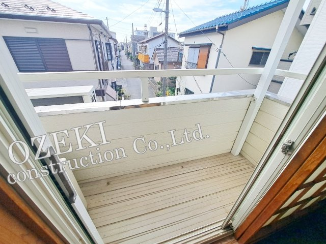 越谷市大字弥十郎の中古一戸建のバルコニー