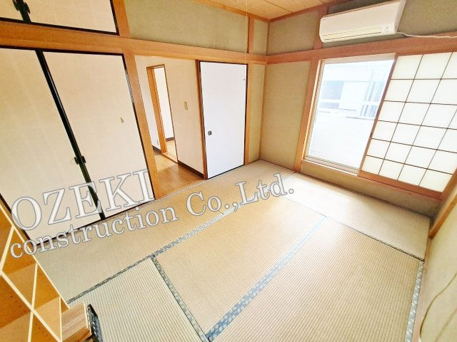 越谷市大字弥十郎の中古一戸建の和室