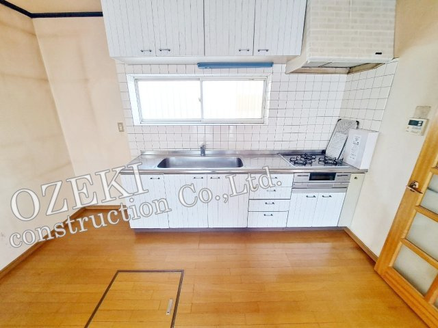 越谷市大字弥十郎の中古一戸建のキッチン