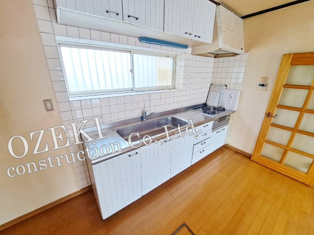 越谷市大字弥十郎の中古一戸建のキッチン