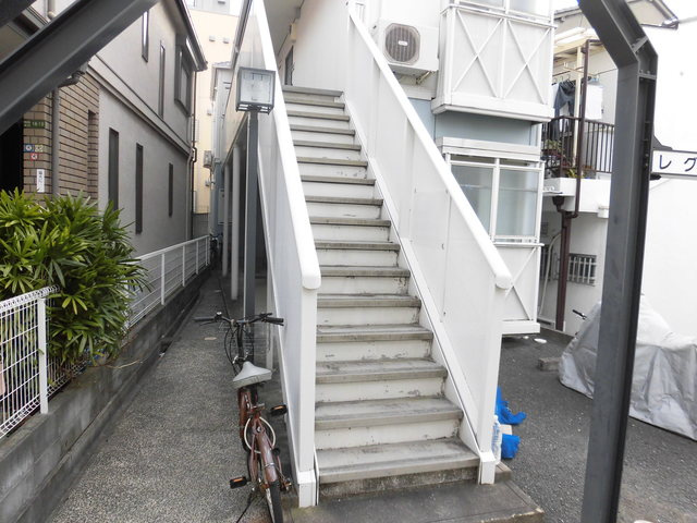 大阪市東淀川区西淡路４丁目のマンション