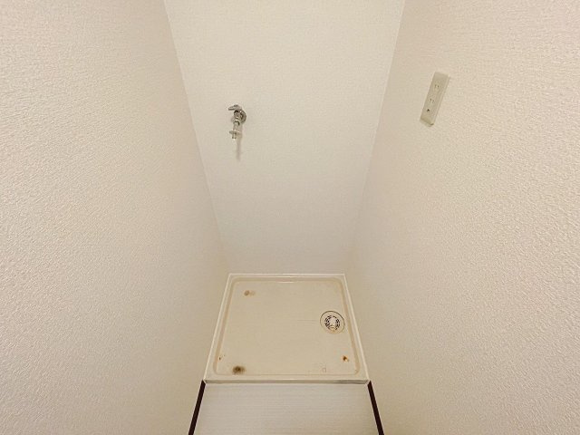 室内に洗濯機置場があります