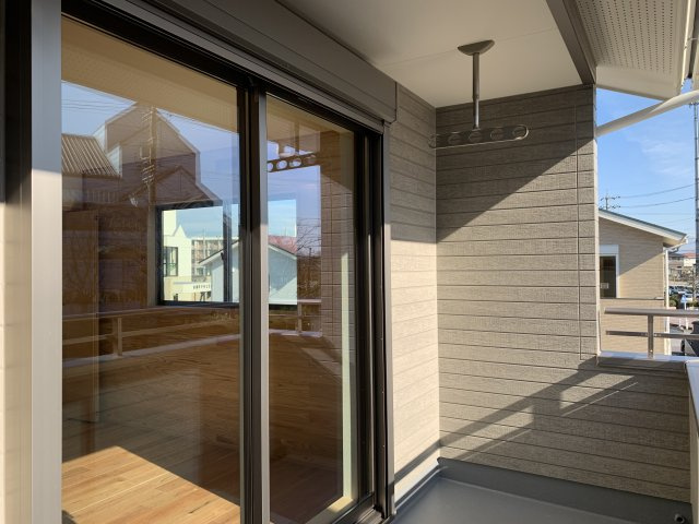 丹羽郡扶桑町大字高木　新築戸建　D棟のバルコニー|急な雨に重宝するインナーバルコニー！