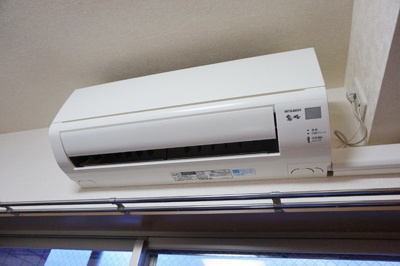 エアコンは各洋室に設置済みです☆