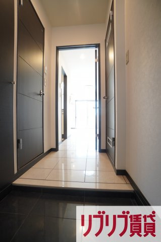 ソル・エスパシオ本千葉の玄関