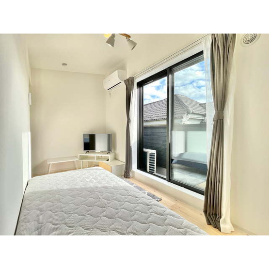 【居間・リビング】 | Ｓｕｒｆ　Ｄｅｃｋ | ☆洋室　※201モデルルーム写真