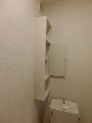 【トイレ】 | Ｔｓｕｂａｋｉ | 201の写真（間取反転タイプ：イメージ）