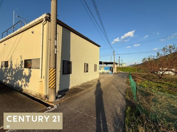 伊都郡かつらぎ町大字佐野の売地の前面道路含む現地写真