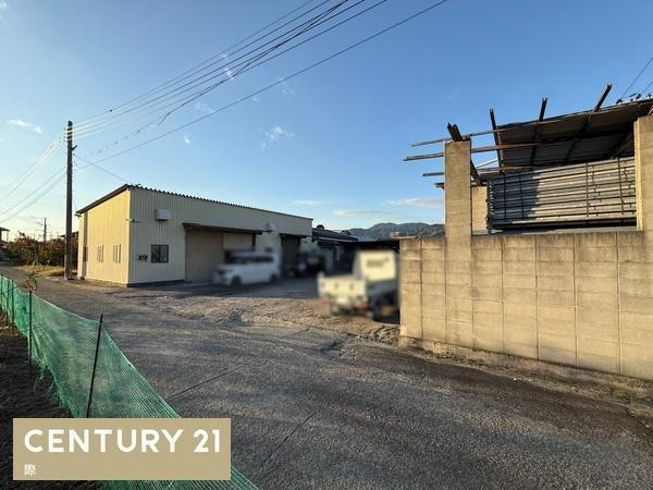 伊都郡かつらぎ町大字佐野の売地の前面道路含む現地写真