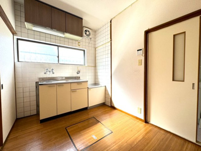 【キッチン】 | 上賀茂朝露ヶ原町貸家